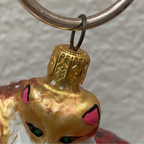 Vintage Gold Cat Playing Red Ball of Yarn Hand Blown Glass Christmas Ornament - Picture 12 of 12